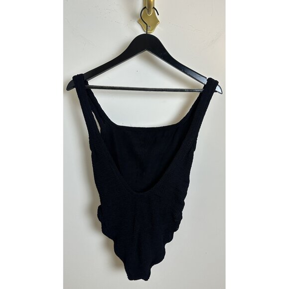 HUNZA G Square Neck One-Piece Swimsuit in Black Size OS - Picture 5 of 11